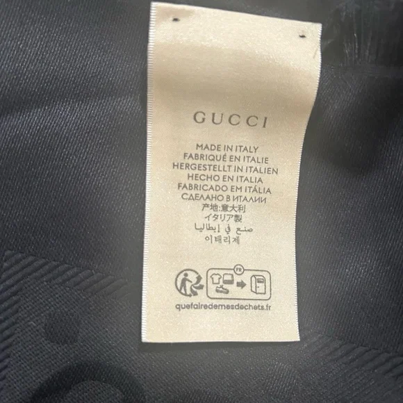 Gucci Monogram Scarf Black - Picture 5 of 9